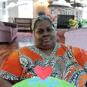 Meet your Posher, Sandra